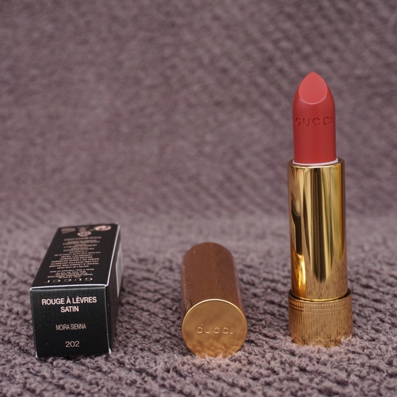 gucci satin 202